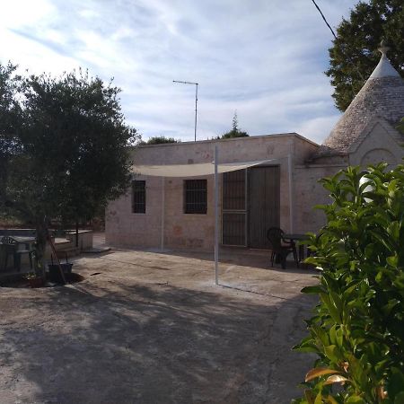 Вілла Trullo Salamina Чистерніно Екстер'єр фото